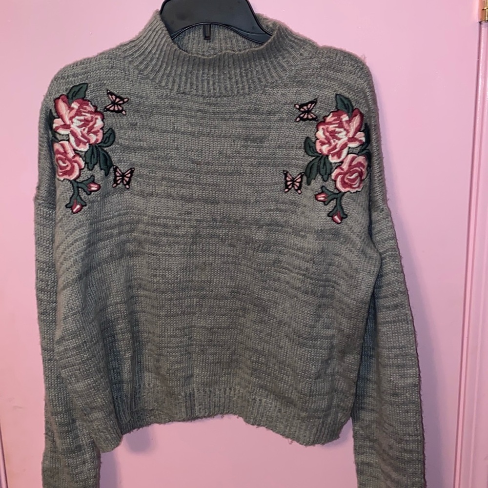 Cropped sweater